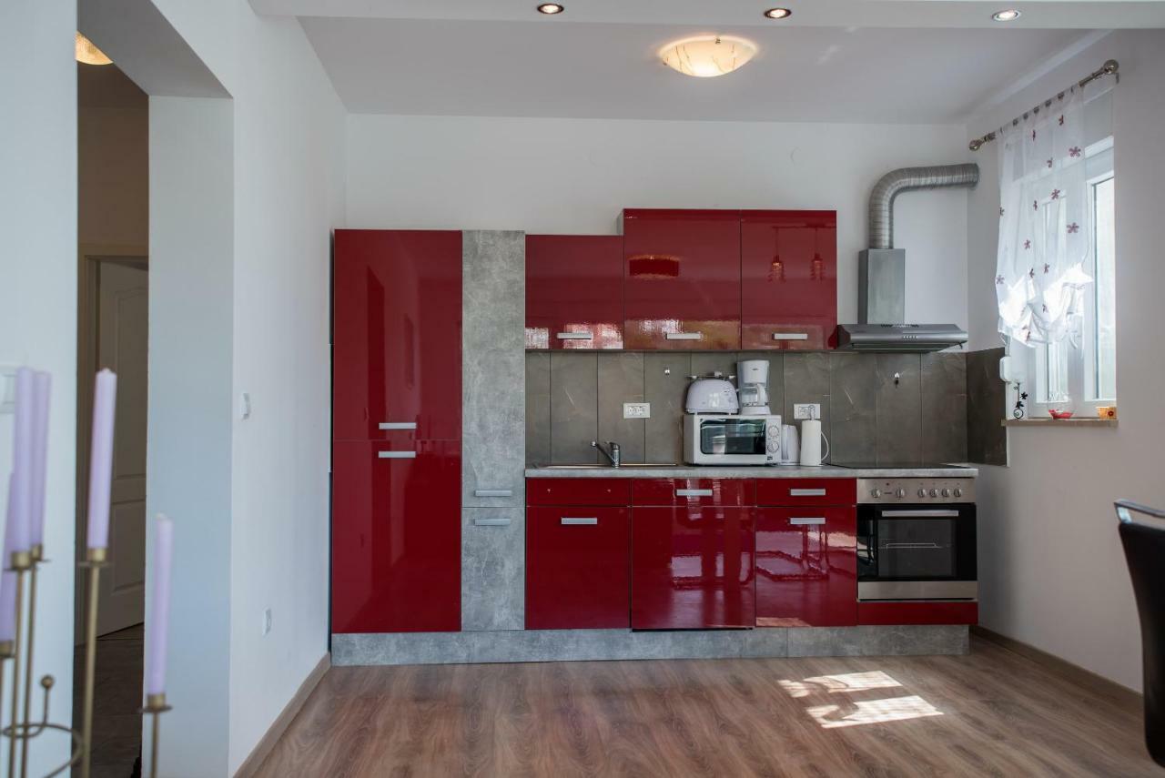 De Luxe Apartment Mediteran 2**** 扎通 外观 照片