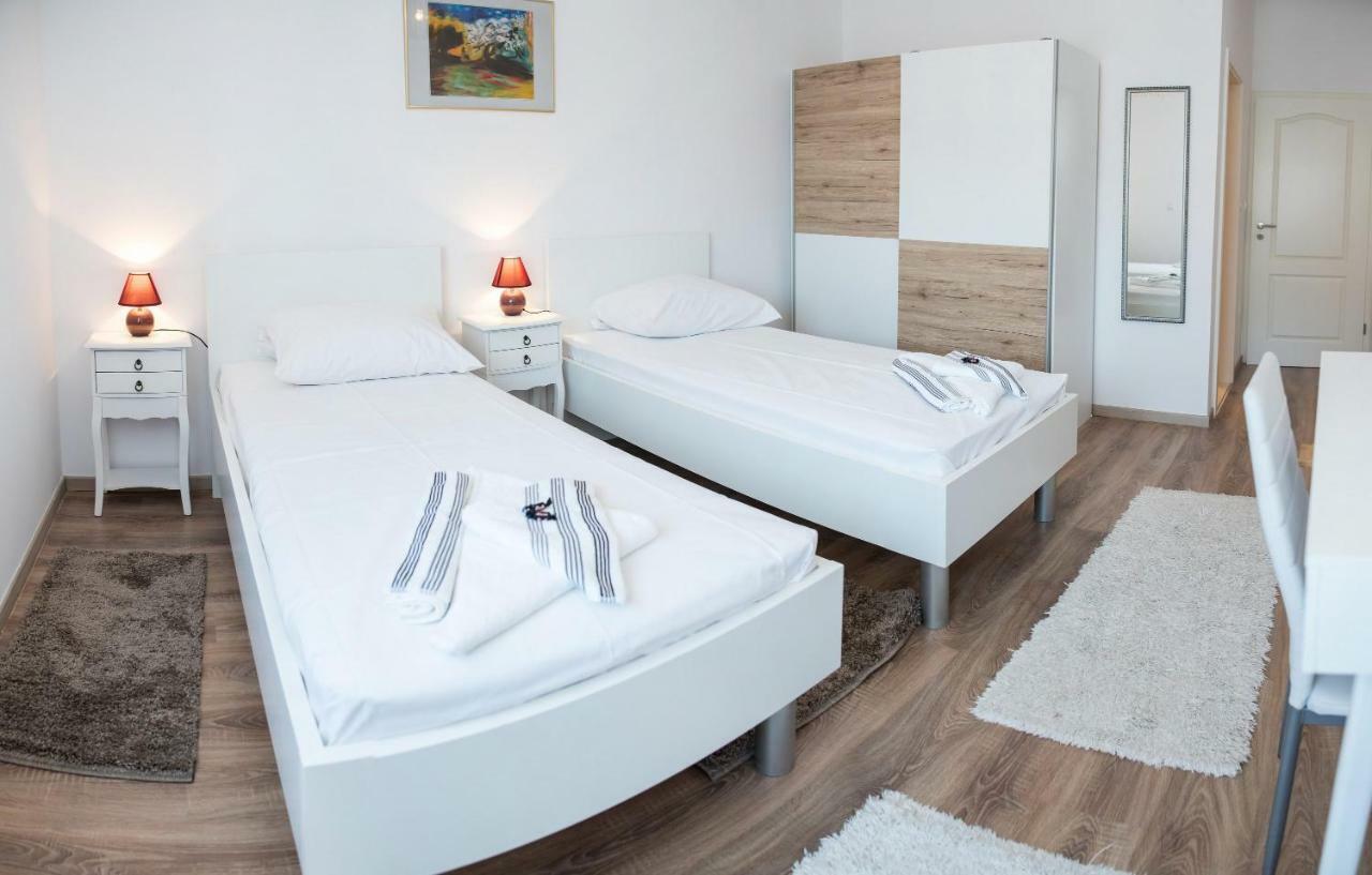 De Luxe Apartment Mediteran 2**** 扎通 外观 照片