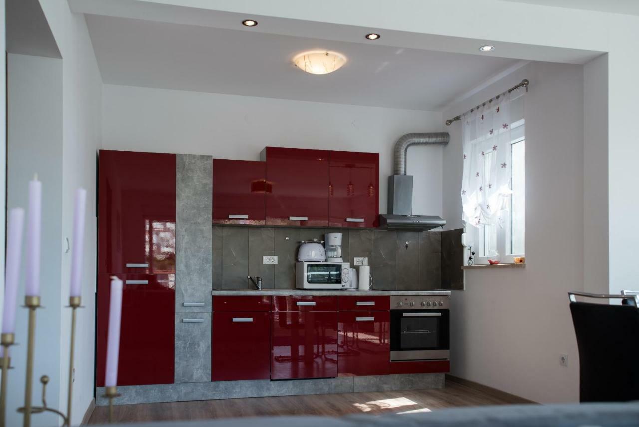 De Luxe Apartment Mediteran 2**** 扎通 外观 照片